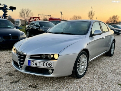 Alfa Romeo 159