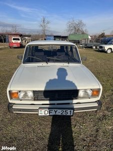 Eladó Lada 2104