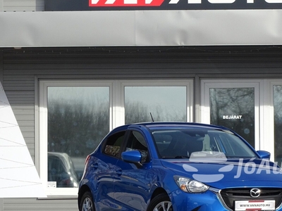 MAZDA Mazda 2