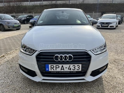 AUDI A1 Sportback 1.4 TFSI Sport S-LINE !