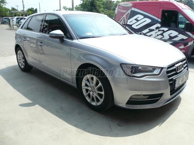 AUDI A3 Sportback 1.6 TDI Attraction S-tronic Vezérlés cserélve