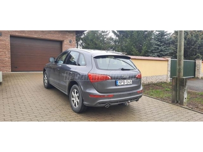 AUDI Q5 3.0 TDI DPF quattro S-tronic