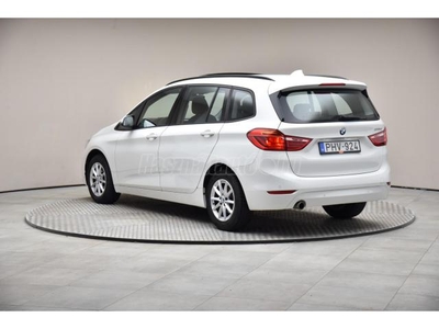 BMW 218d Advantage MAGYAR-1.TUL-PANORÁMATETŐ-LED-TEMPOMAT-P.RADAR-DIGIT.KLÍMA!