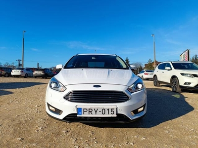 FORD FOCUS 1.5 TDCI Titanium XENON PARK ASIST ÁFÁS Mo-i 1 tul szkönyv gyári fényezés