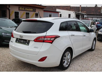 HYUNDAI I30 CW 1.6 GDi Style ÜLÉS- ÉS KORMÁNYFŰTÉS // TEMPOMAT // TOLATÓKAMERA // 104.000 KM