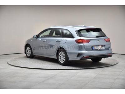 KIA CEE'D Ceed SW 1.6 CRDi HP Silver MAGYAR 1.TUL-LED-APP-Ü+K.FŰTÉS-KAMERA-SÁVTARTÓ-TEMPOMAT-83e KM!