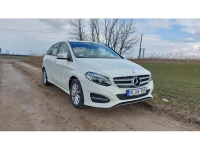 MERCEDES-BENZ B 180 d 7G-DCT