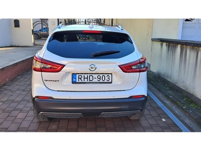 NISSAN QASHQAI 1.3 DIG-T N-Connecta