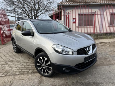 NISSAN QASHQAI 1.6 Tekna VEZETETT SZERVIZKÖNYV! KAMERA-PANORÁMATETŐ-NAVIGÁCIÓ-2.ÉV FRISS MŰSZAKIVAL!