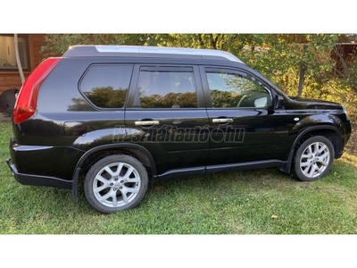 NISSAN X-TRAIL 2.0 dCi LE