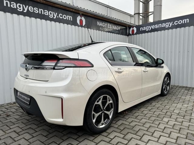 OPEL AMPERA (Automata) Rendszeresen karbantarott .Tolatókamera . Bőr belső . Ülésfűtés . Navi . Bose