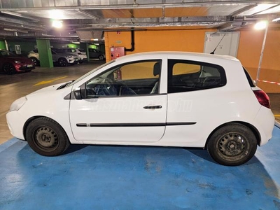 RENAULT CLIO III 1.5 dCi Société