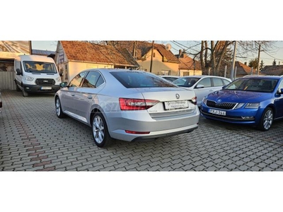 SKODA SUPERB 2.0 TDi SCR Ambition KITŰNŐ ÁLLAPOT DÍZEL MANUÁLIS AKÁR 1+1 ÉV GARANCIÁVAL!