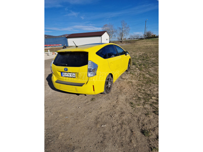 TOYOTA PRIUS+ 1.8 HSD Executive e-CVT