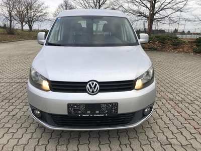 VOLKSWAGEN CADDY 1.6 CR TDI Trend 1 tulaj. full Vw szkönyv. magyar.magasan felszerelt