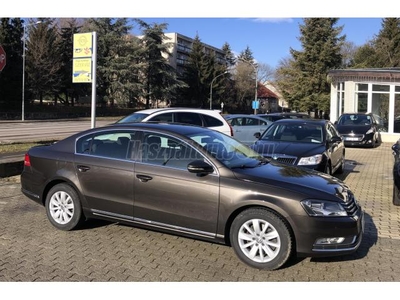 VOLKSWAGEN PASSAT 2.0 CR TDI Comfortline 147.000Km! Szervizkönyves!