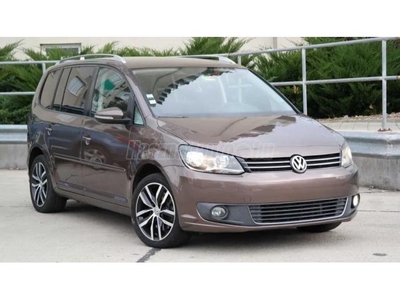 VOLKSWAGEN TOURAN 2.0 CR TDI Comfortline [7 személy]