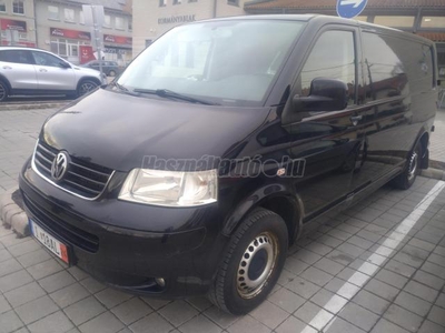 VOLKSWAGEN TRANSPORTER T5 2.5 DSG 174Le Hosszú