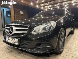 Mercedes-Benz E 200 Bluetec T Avantgarde (Autom...