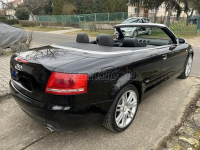 AUDI A4 CABRIO 2.0 TFSI Multitronic