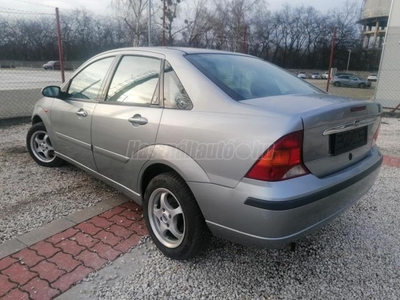 FORD FOCUS 1.8 Ghia