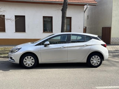 OPEL ASTRA K 1.4 Excite Magyarországi