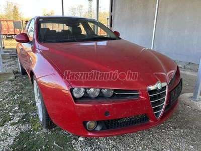 ALFA ROMEO 159 3.2 JTS Q4 TI szép állapotban!!Rozsdamenes km garancia!!105-ezer km