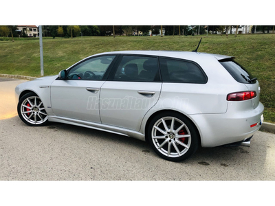 ALFA ROMEO 159 SW 2.0 JTDm 16V Distinctive Ti Sport