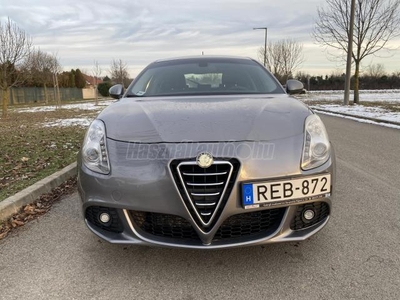 ALFA ROMEO GIULIETTA 2.0 JTDM-2 Distinctive