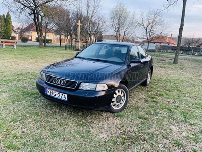 AUDI A4 1.6