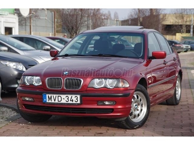 BMW 318i Napfénytető.Digitklíma.Angel-Eye.Friss műszaki vizsga. szép állapotban