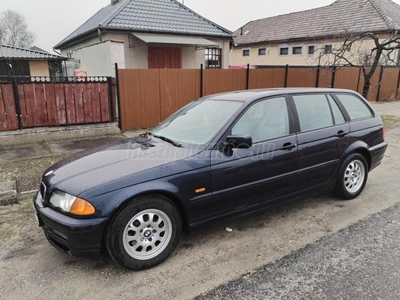 BMW 318i Touring (Automata)