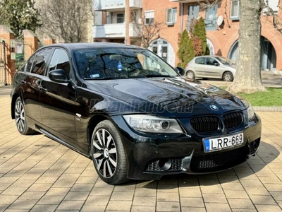 BMW 320d xDrive (Automata) M.o-i//NAGY NAVIGÁCIÓ//FÉLBŐR//2 KULCS