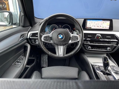 BMW 520d xDrive (Automata) / Mo-i!/ ÁFA-s!/ 101eKm!/ Gyári fény!/ Proff. NAVI! CarPlay!/ Szép állapot!