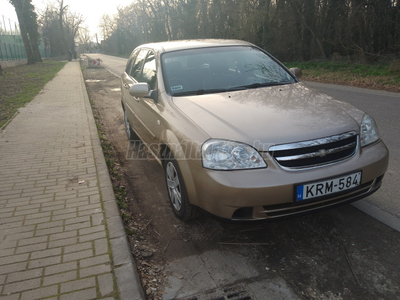 CHEVROLET LACETTI 1.6 16V Platinum klímás kombi