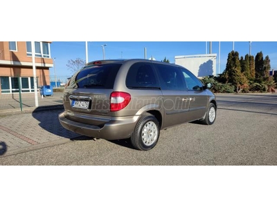 CHRYSLER VOYAGER 2.8 CRD SE (Automata) (7 személyes ) 185 EZER KILOMÉTER