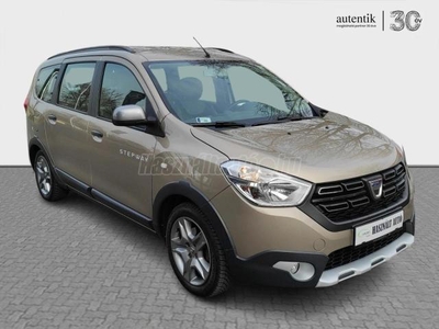 DACIA LODGY 1.5 Blue dCi Stepway (7 személyes ) Új vezérlés! Végig vezetett szervizkönyv! Téli-nyári gumi! Vonóhorog!