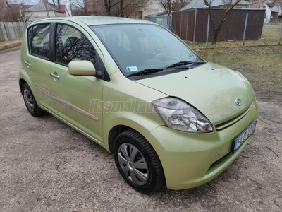 DAIHATSU SIRION 1.0 Silver Line