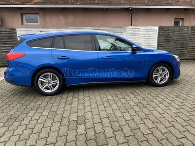 FORD FOCUS 1.5 EcoBoost Titanium MAGYARORSZÁGI--GARANCIÁLIS--TÉLI CSOMAG--LED FÉNYSZÓRÓ--NAVIGÁCIÓ--KAMERA