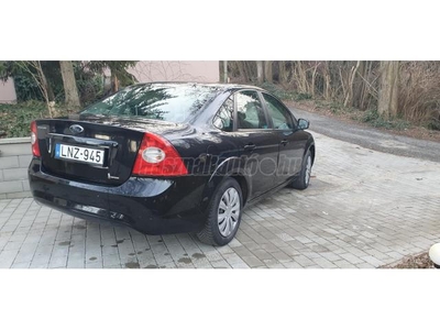 FORD FOCUS 1.6 Ambiente