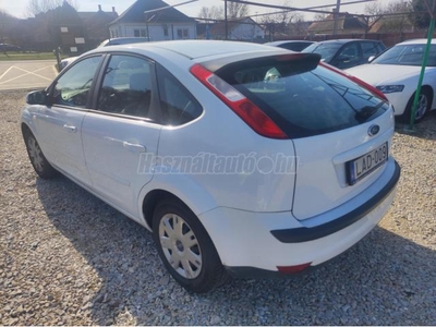 FORD FOCUS 1.6 Ambiente