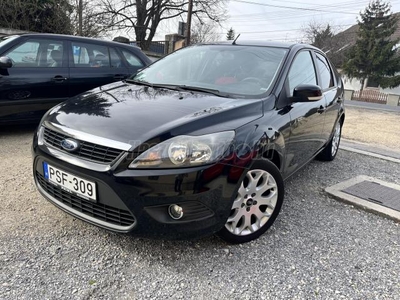 FORD FOCUS 1.6 Sport