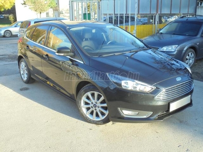 FORD FOCUS 1.6 TDCi Titanium ÜLÉS-KORMÁNY-SZÉLVÉDŐ FŰTÉS.TEMPOMAT!!!!!!