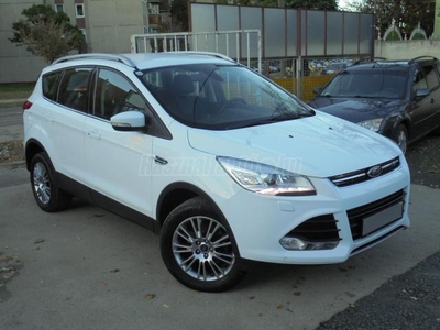 FORD KUGA 2.0 TDCi Titanium Plus Powershift 4WD.F.BŐR.SZÉLVÉDŐ-ÜLÉSFŰTÉS.BI-XENON.KULCS NÉLKÜLI NYITÁS