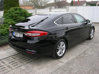 FORD MONDEO 2.0 EcoBlue Titanium (Automata) MAGYARORSZÁGI-SZERVIZKÖNYVES!