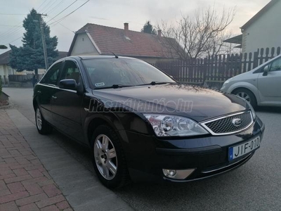 FORD MONDEO 2.0 Ghia Executive