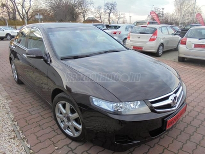 HONDA ACCORD 2.0 Comfort My. 06 M KORMÁNY T RADAR SZ KŐNYV 17 KERÉK!! 125000 KM