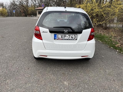 HONDA JAZZ 1.4 Elegance Elegance 12