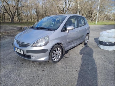 HONDA JAZZ 1.4 ES My. 2005 digit. klíma. 2. tulajdonos. +téli szett