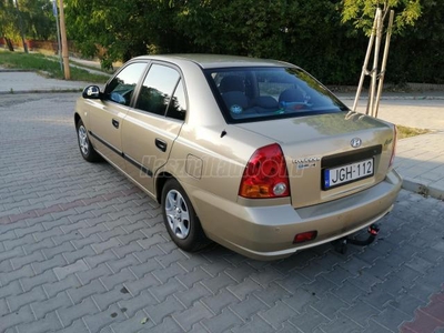 HYUNDAI ACCENT 1.3 LS Cool Klíma vonóhorog